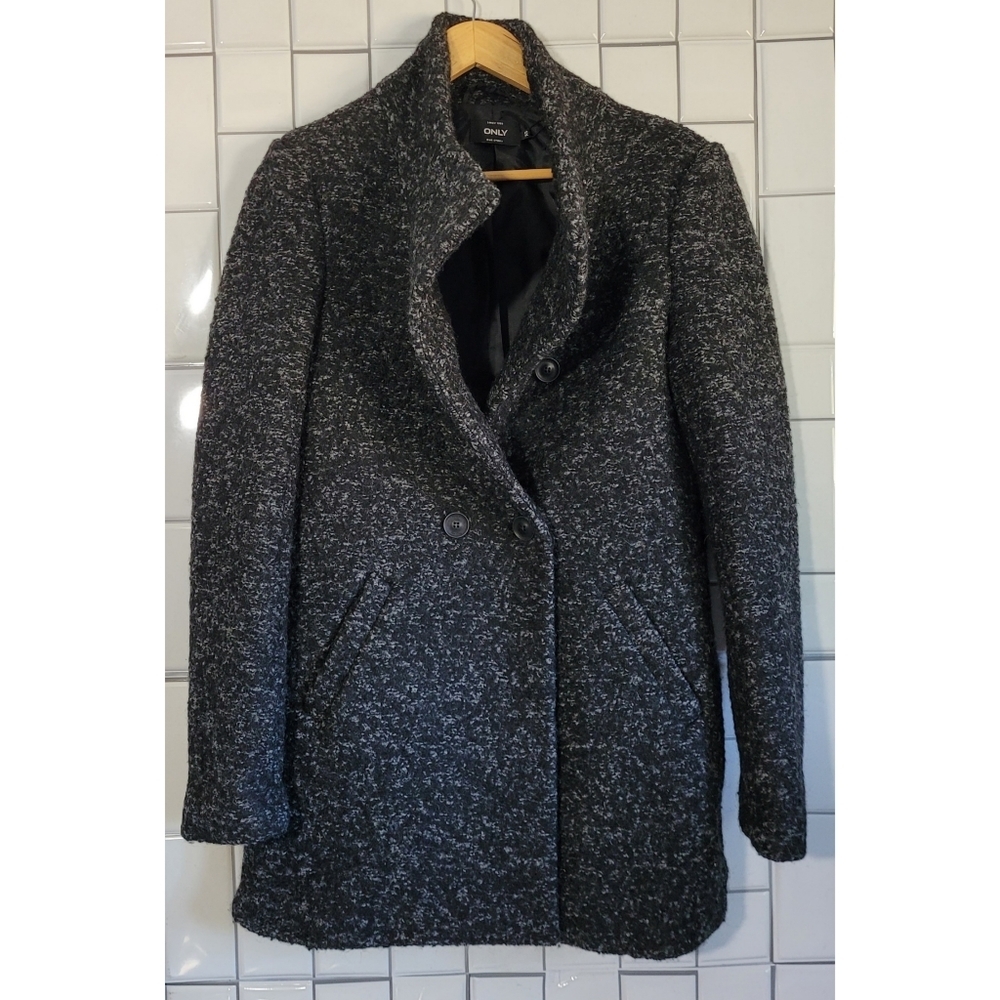 NWT ONLY  Wool 3/4  Length Winter Black Coat Stand Up ColLar Medium Weig…
